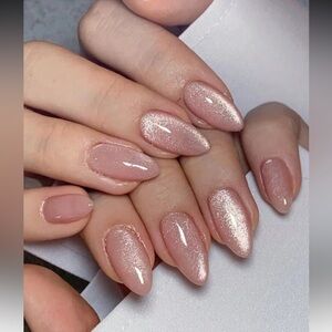 Elegant Nude Pink Press-On Nails Set